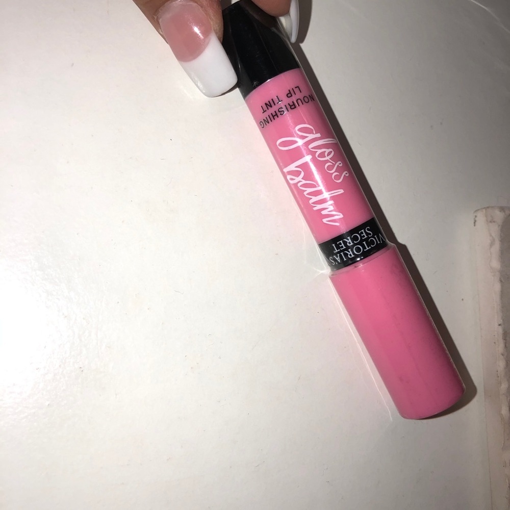 VS lip gloss